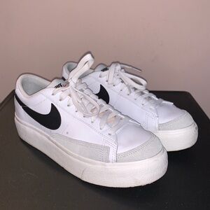 Women's Blazer Low Platform Casual Sneakers